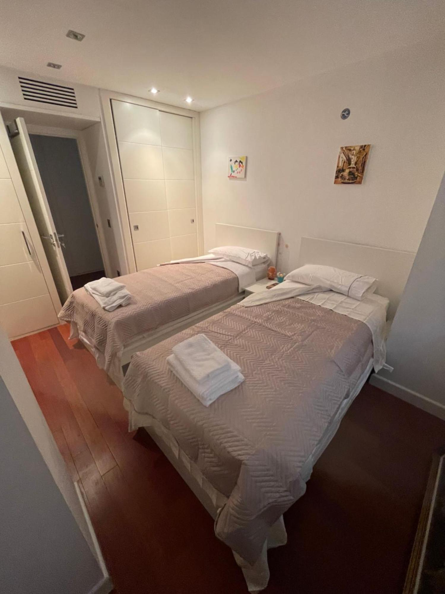 Habitacion Amplia Con Bano A 5 Min Retiro Madrid Exterior foto